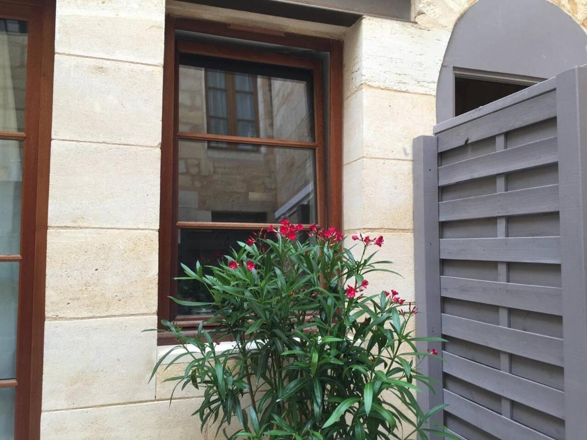 L'Atelier D'Auguste - Terrasse En Plein Coeur De Bordeaux Apartment Exterior foto